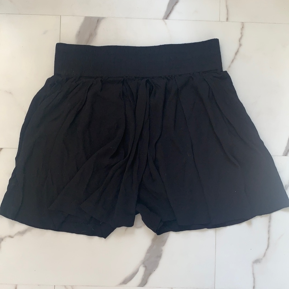 Zara Flowy Shorts